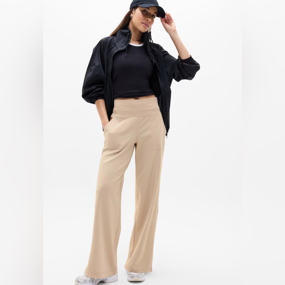 Athleta Venice High Rise Wide Leg Pant, Size Large, Color Abalone, EUC, Travel